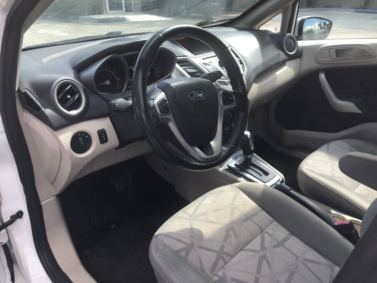 2013 Ford Fiesta  - $4,900