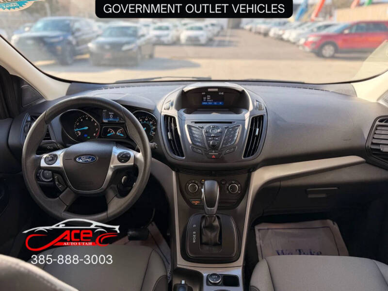 2016 Ford Escape SE
