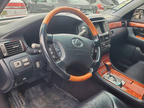 2004 Lexus LS 430