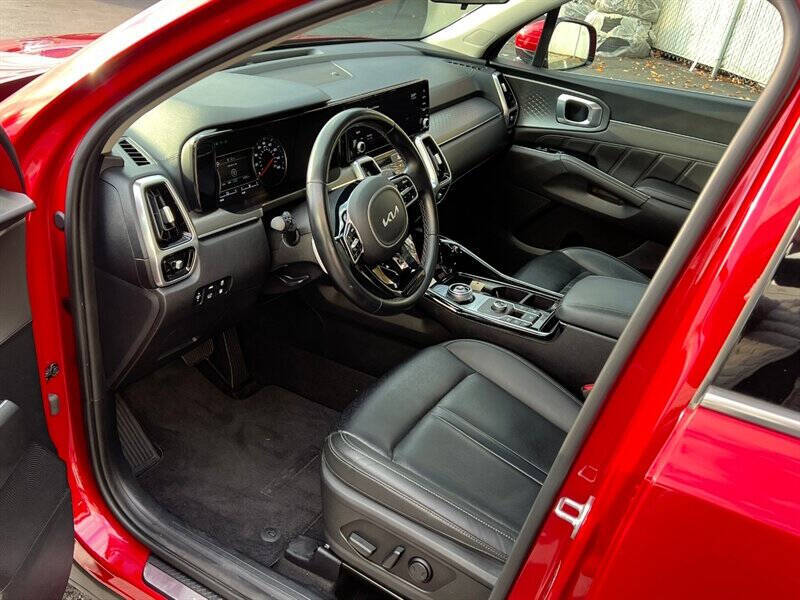 2022 Kia Sorento Plug-In Hybrid SX