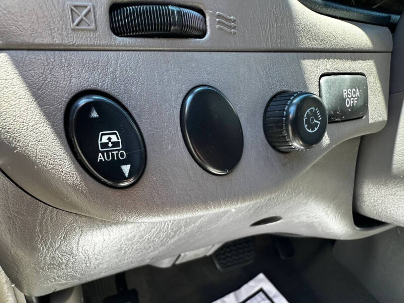 2007 Toyota Sequoia SR5