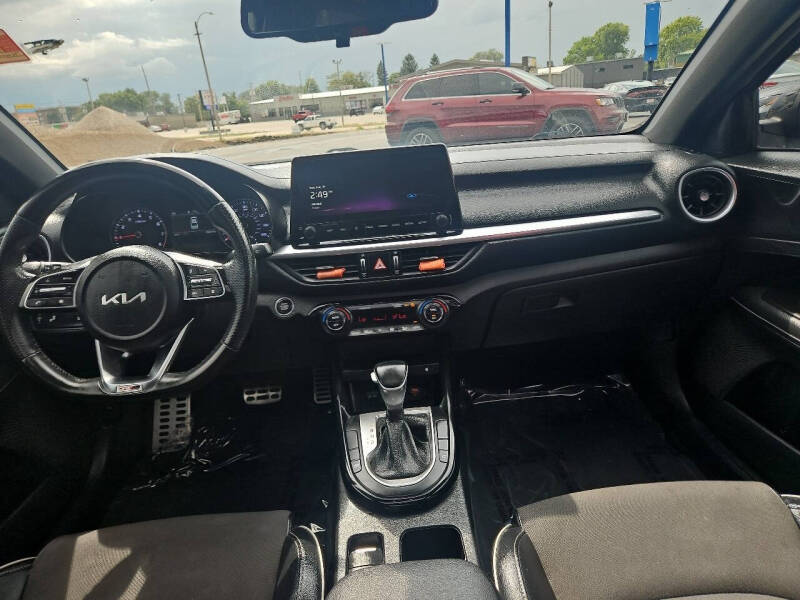 2023 Kia Forte GT-Line