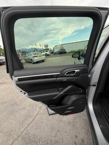 2012 Porsche Cayenne Tiptronic