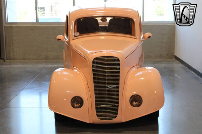 1950 Ford Anglia Thames