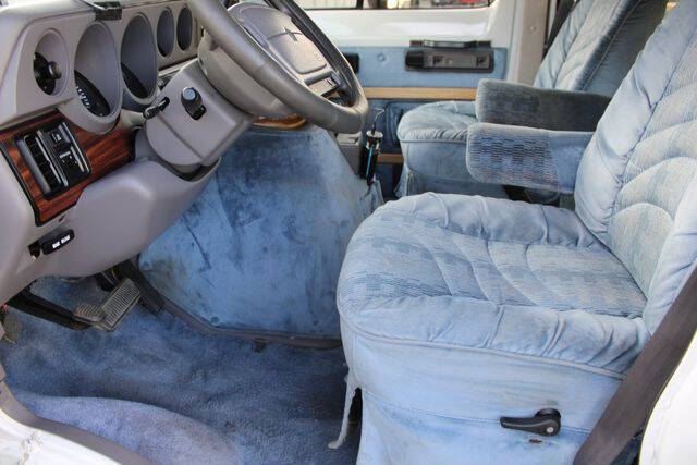 1997 Dodge Ram Van 3500