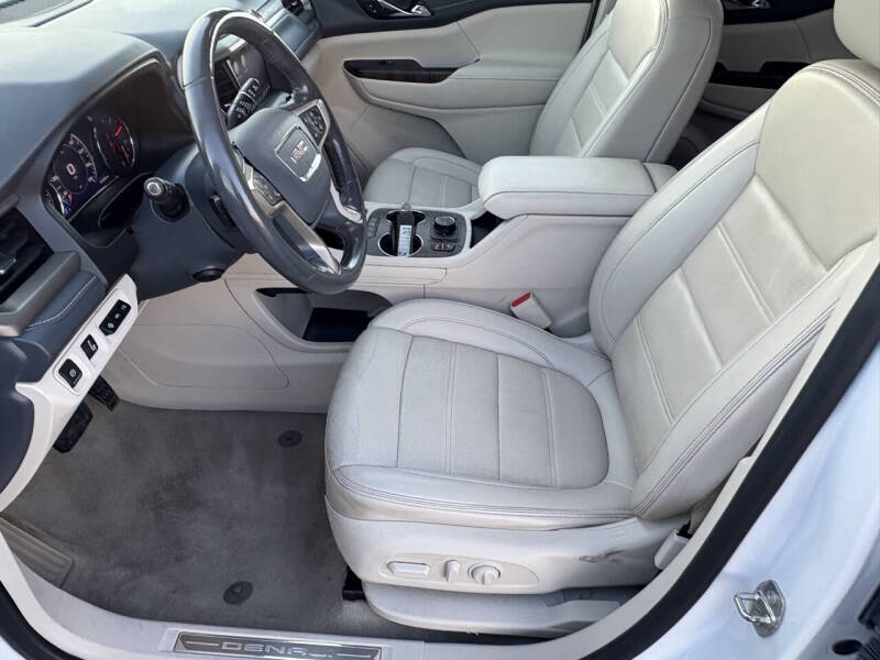 2021 GMC Acadia Denali