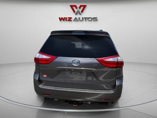 2016 Toyota Sienna