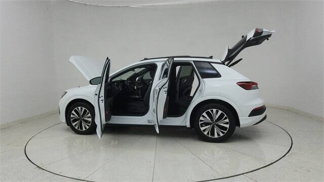 2025 Audi Q4 e-tron Premium Plus 45