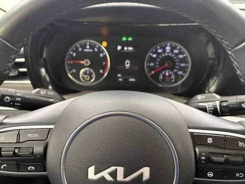 2024 Kia K5 EX