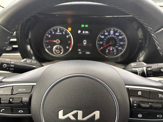 2024 Kia K5 EX