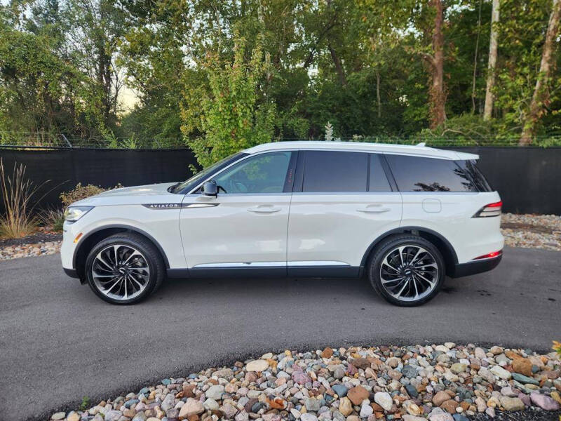 2022 Lincoln Aviator Reserve