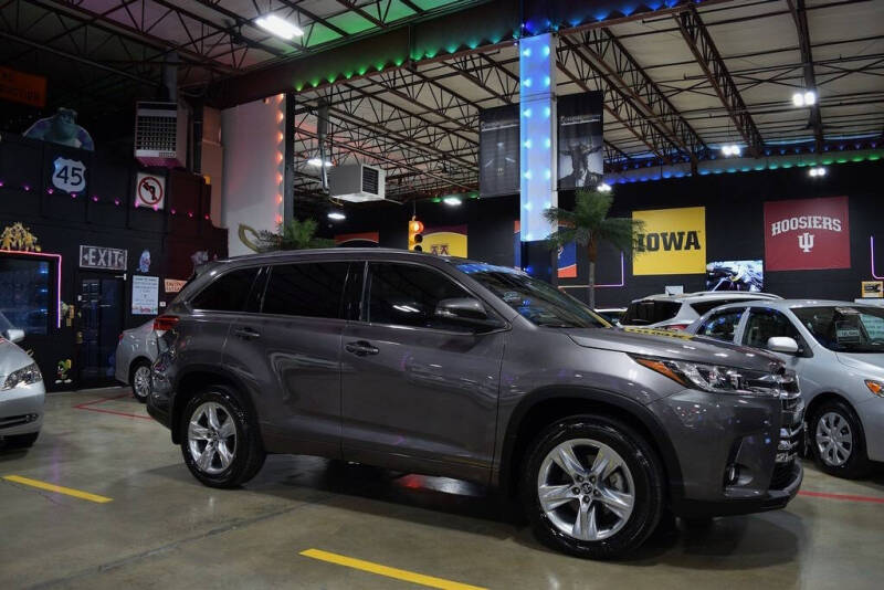 2017 Toyota Highlander Limited