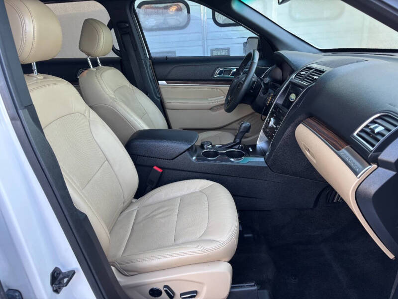 2017 Ford Explorer Limited