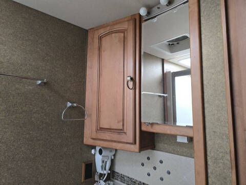 2013 Winnebago Journey