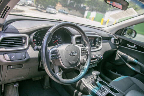 2020 Kia Sorento S V6