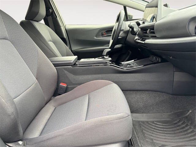 2024 Toyota Prius LE