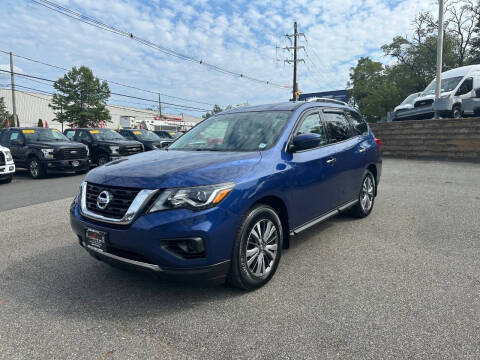 2018 Nissan Pathfinder S