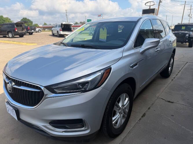 2020 Buick Enclave Essence