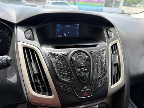 2012 Ford Focus SEL