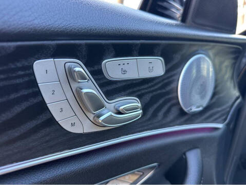 2019 Mercedes-Benz E-Class E 300