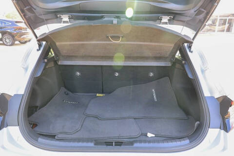 2024 Toyota Corolla Hatchback SE