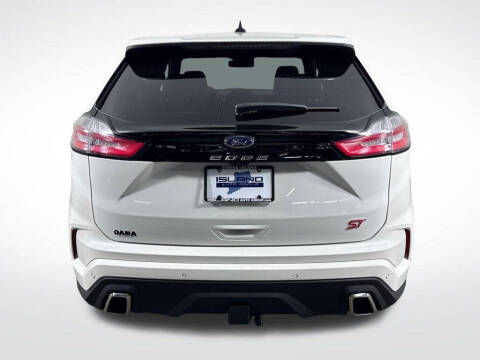 2022 Ford Edge ST
