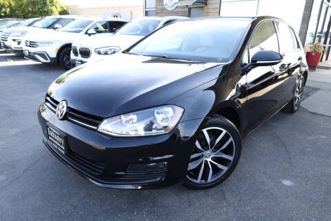 2016 Volkswagen Golf TSI SE