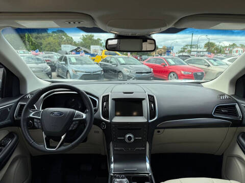 2019 Ford Edge Titanium