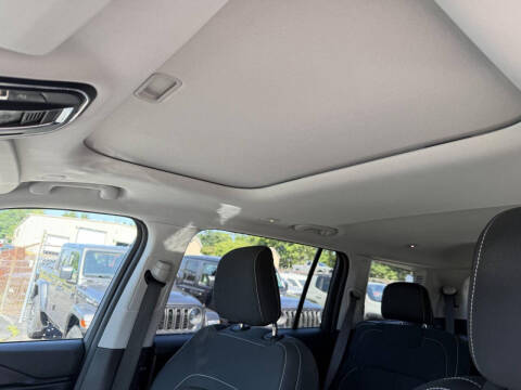 2023 Jeep Grand Cherokee L Laredo X