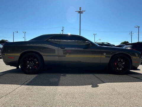 2016 Dodge Challenger SRT Hellcat