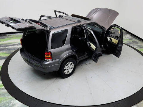 2005 Ford Escape Limited