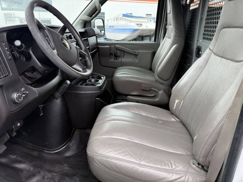 2016 Chevrolet Express 2500