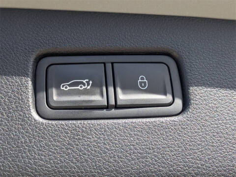 2023 Genesis Electrified GV70