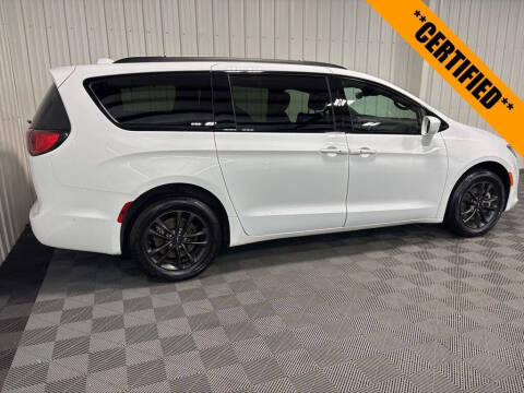 2020 Chrysler Pacifica Launch Edition