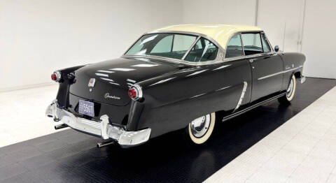 1952 Ford Crestline