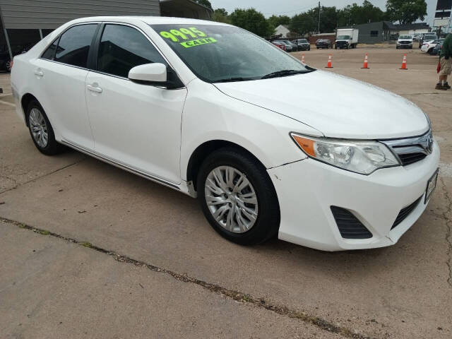 2014 Toyota Camry Hybrid for sale at Auto Haus Imports in Grand Prairie, TX