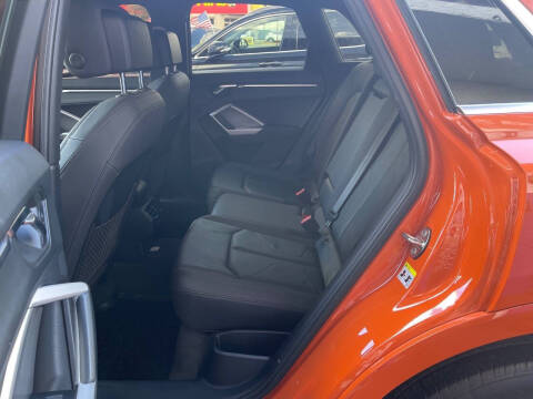 2019 Audi Q3 quattro Premium Plus 45 TFSI