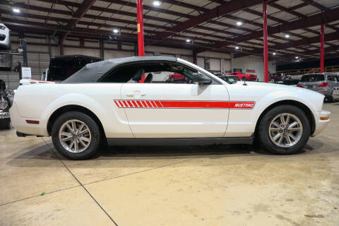 2005 Ford Mustang V6 Premium