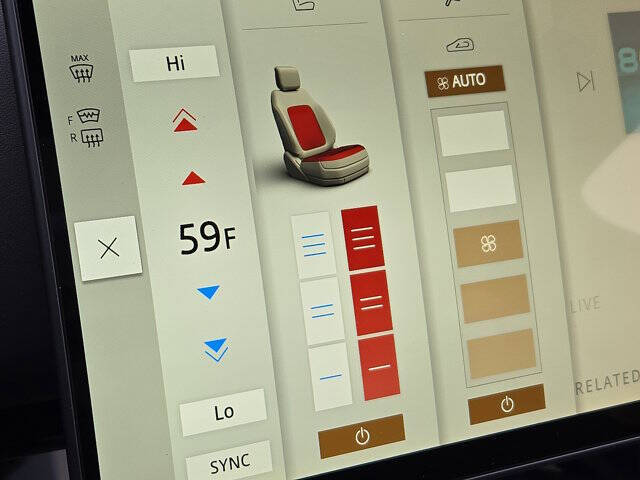 2025 Land Rover Range Rover P530 SE