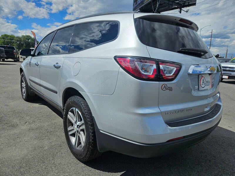 2017 Chevrolet Traverse LS