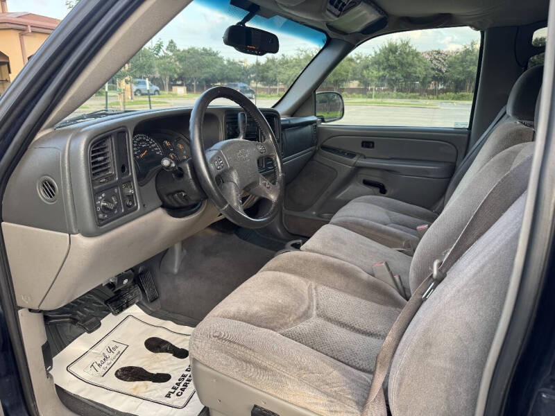 2005 Chevrolet Tahoe LS