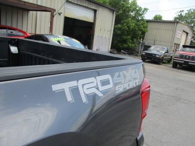 2017 Toyota Tacoma TRD Sport