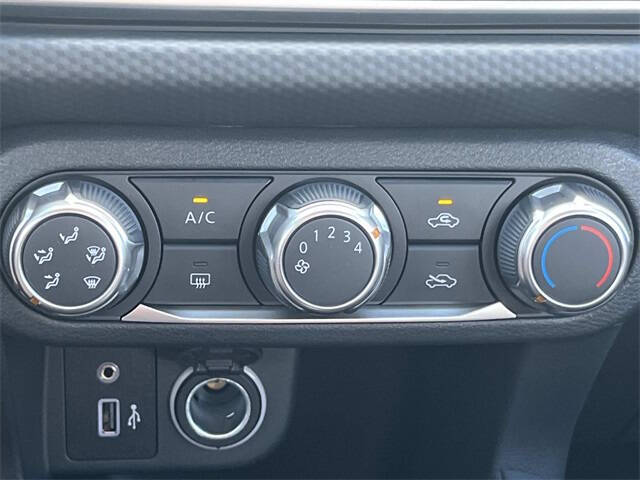 2025 Nissan Kicks Play S