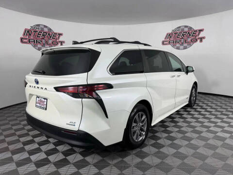 2021 Toyota Sienna XLE 7-Passenger
