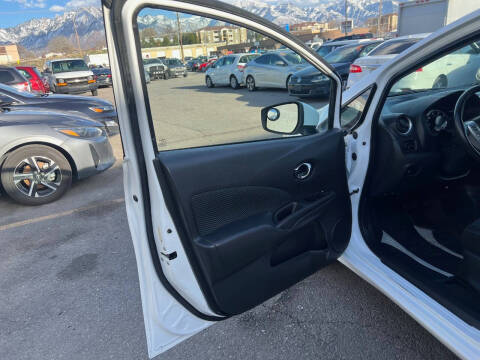 2016 Nissan Versa Note SV