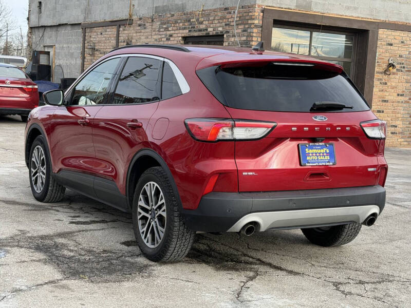 2020 Ford Escape SEL