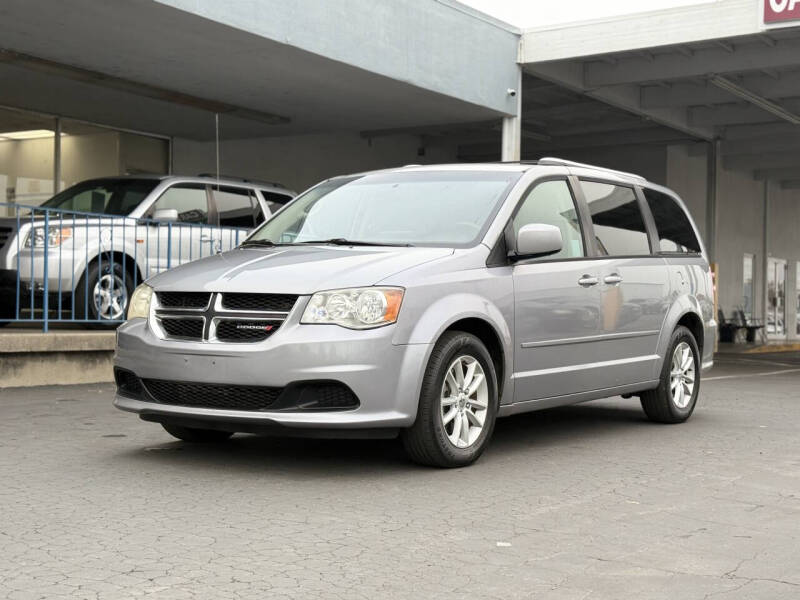 2014 Dodge Grand Caravan SXT's photo