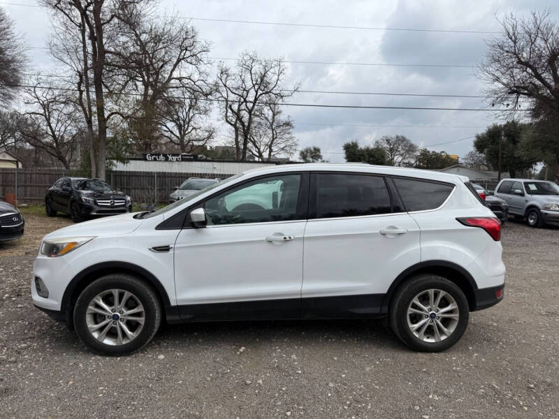 2019 Ford Escape SE