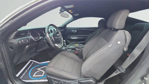 2016 Ford Mustang V6