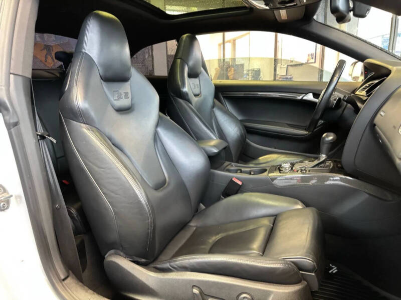 2012 Audi S5 4.2 quattro Prestige